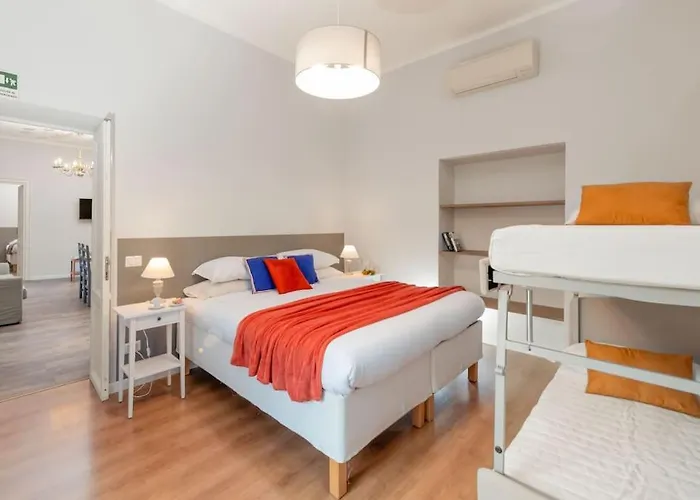 Big Flat In The Heart Of Trastevere 4 Bedrooms 3 Bath Apartment