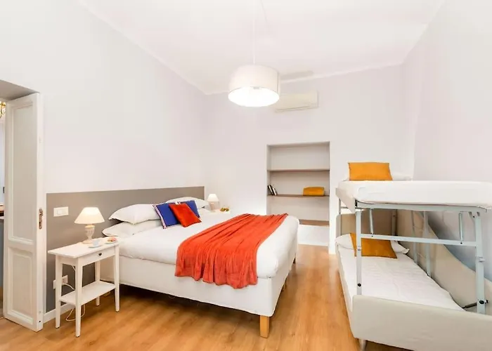 Big Flat In The Heart Of Trastevere 4 Bedrooms 3 Bath