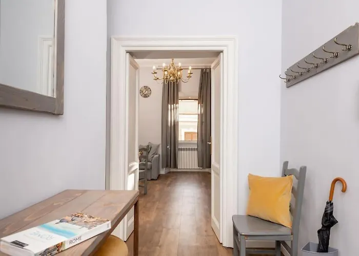 Big Flat In The Heart Of Trastevere 4 Bedrooms 3 Bath Apartment Rom
